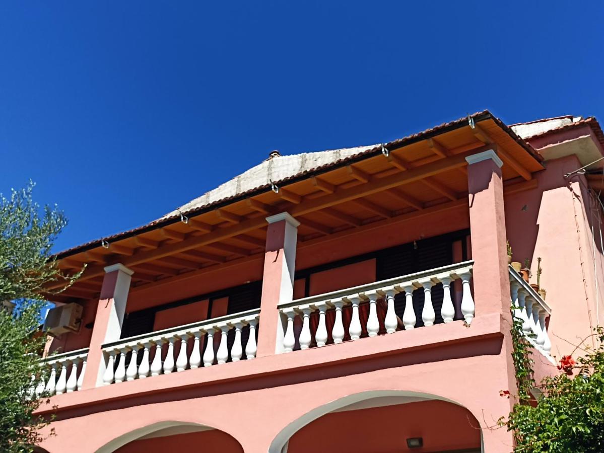 Iren Holiday Apartment Ипсос Екстериор снимка